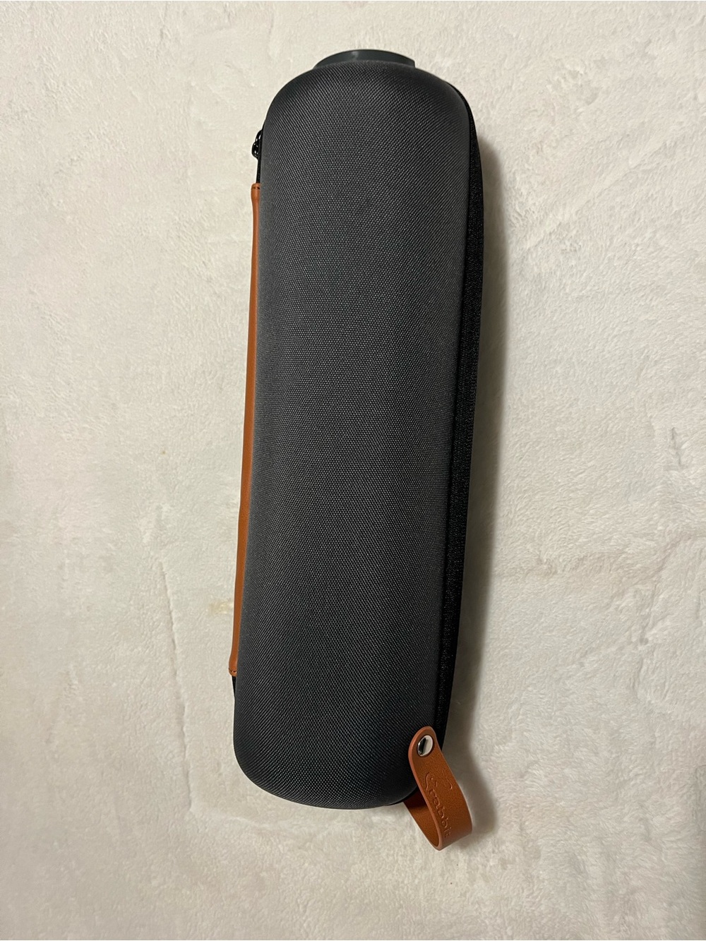 Rabbit Insulated Wine Bottle Gray Carrier Case Zip Up Tote with Handle 750ml EUC